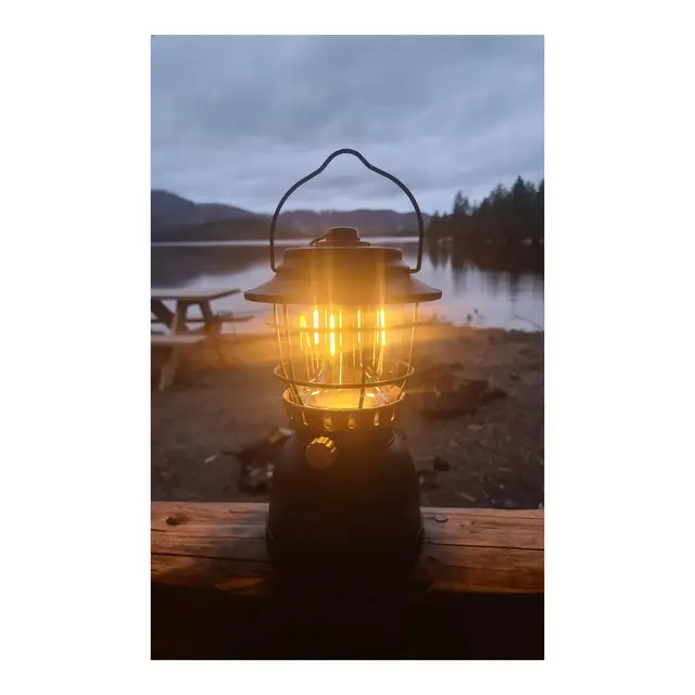 OSEAN Campinglykt m/ powerbank Sort matt - LED - Oppladbar 