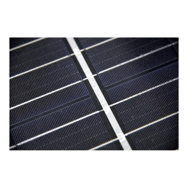 SKANBATT 'Half Cut' Solcellepanel 200W All black  Perc Mono - 1525x680x35mm 