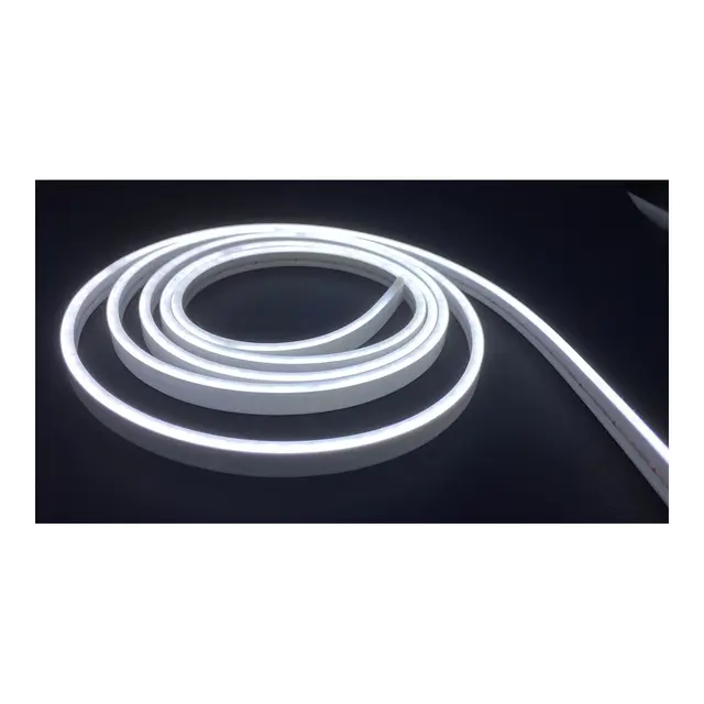 AUROLED Fleksibel LED-Lyslist 6000K Kaldhvit - 12V - 5m (6x12mm) 