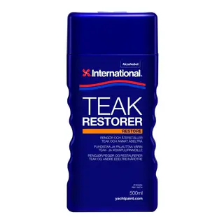 INTERNATIONAL Teak Restorer - 0,5L Rengj&#248;r og gjenskaper teakens gl&#248;d